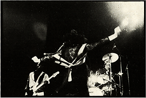 pic5_back-300x96.png
