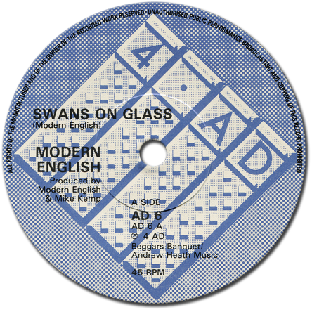 swans on glaas_labelA-445x96.png