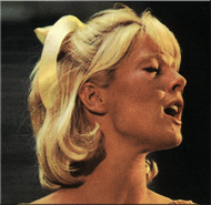 Il-Y-A-Deux_sing-190x96.png