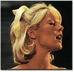 Il-Y-A-Deux_sing-300x96.png